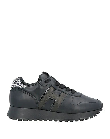 HOGAN SNEAKERS﻿