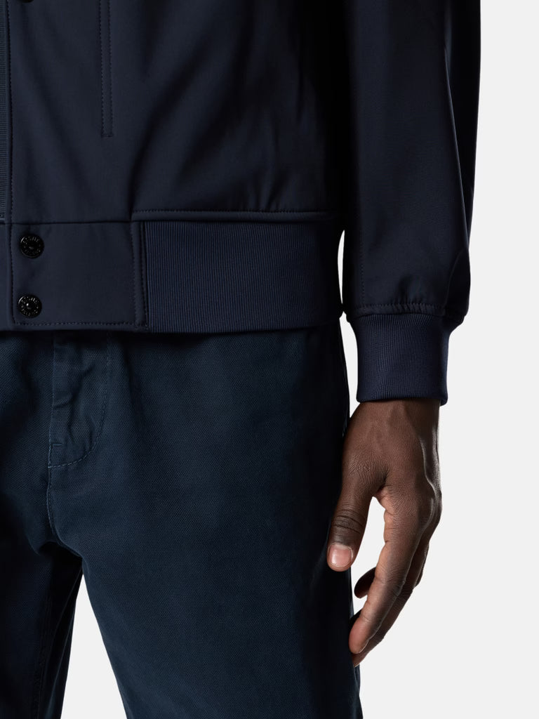 Stone Island 4100022 LIGHT SOFT SHELL-R E.DYE® TECHNOLOGY IN RECYCLED POLYESTER