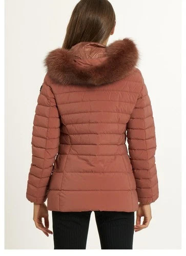 Peuterey Piumino corto con cappuccio e pelliccia